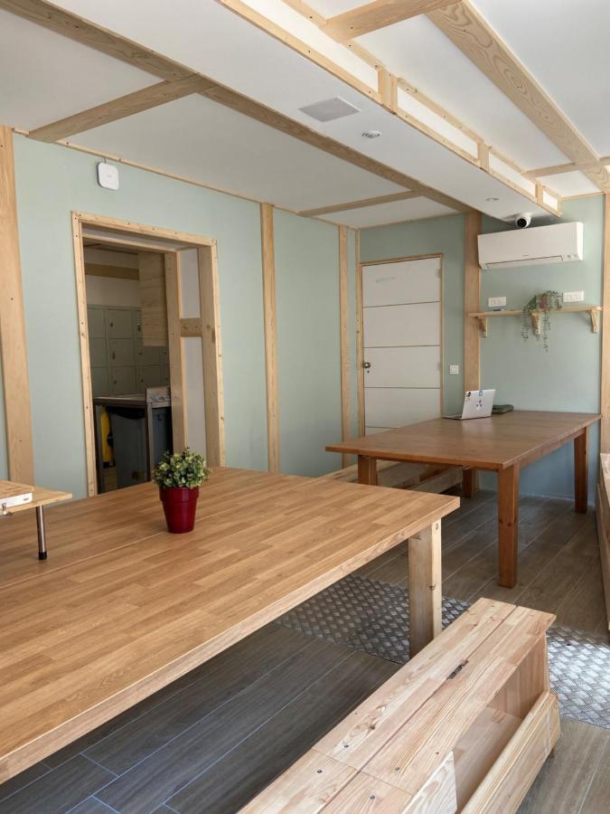 Bohobos Hostel Antibes Eksteriør bilde