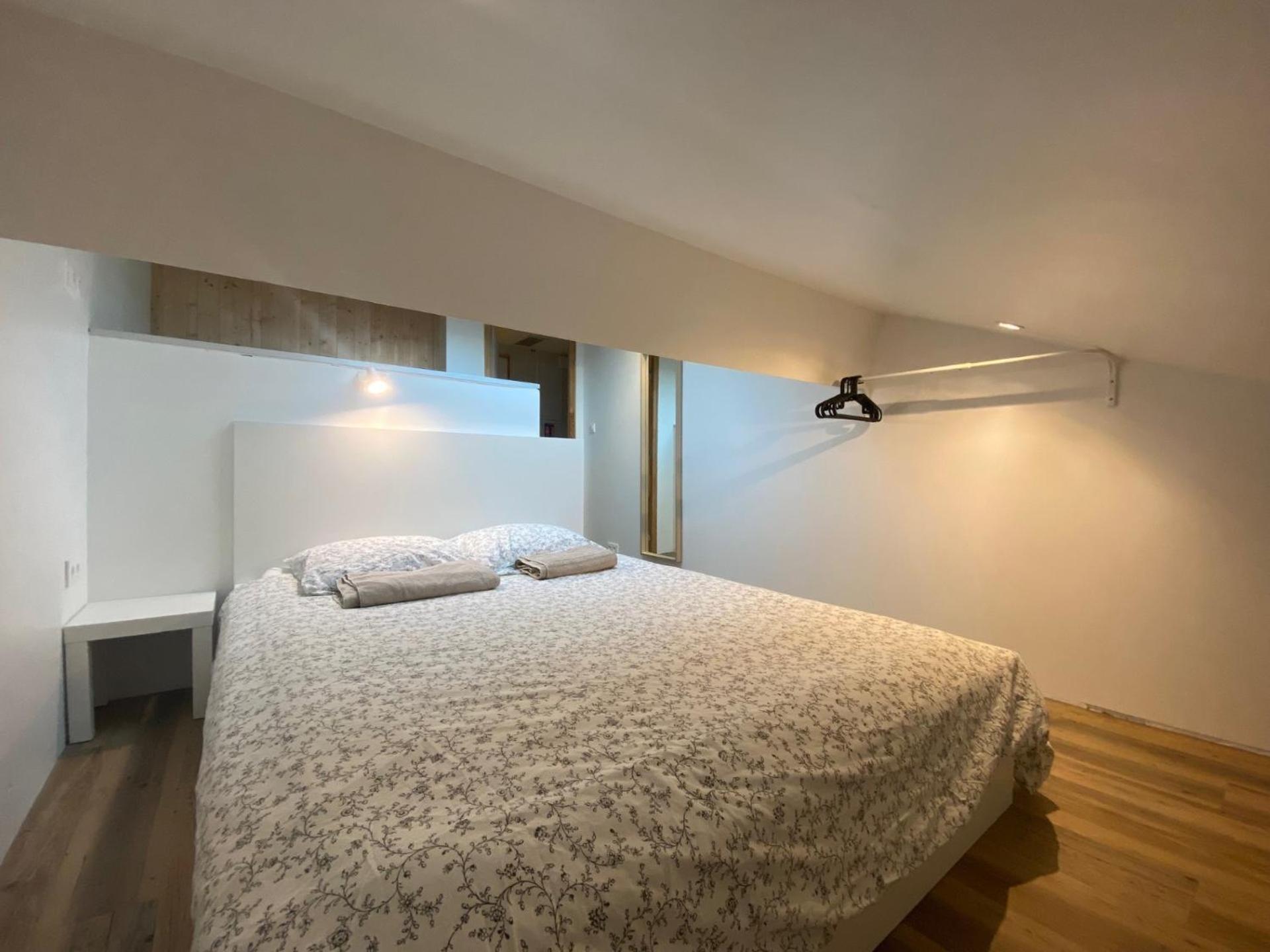 Bohobos Hostel Antibes Eksteriør bilde
