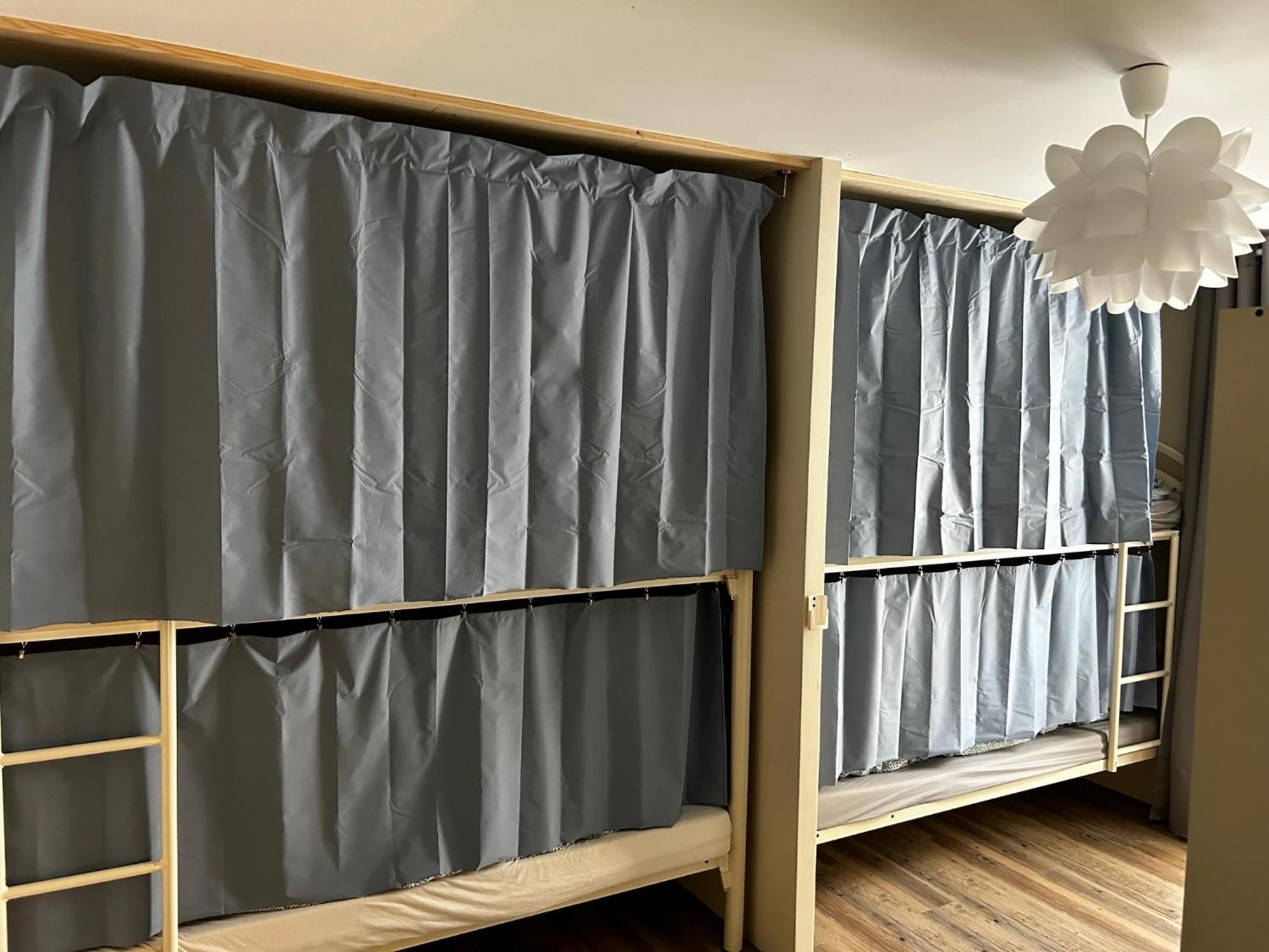 Bohobos Hostel Antibes Eksteriør bilde