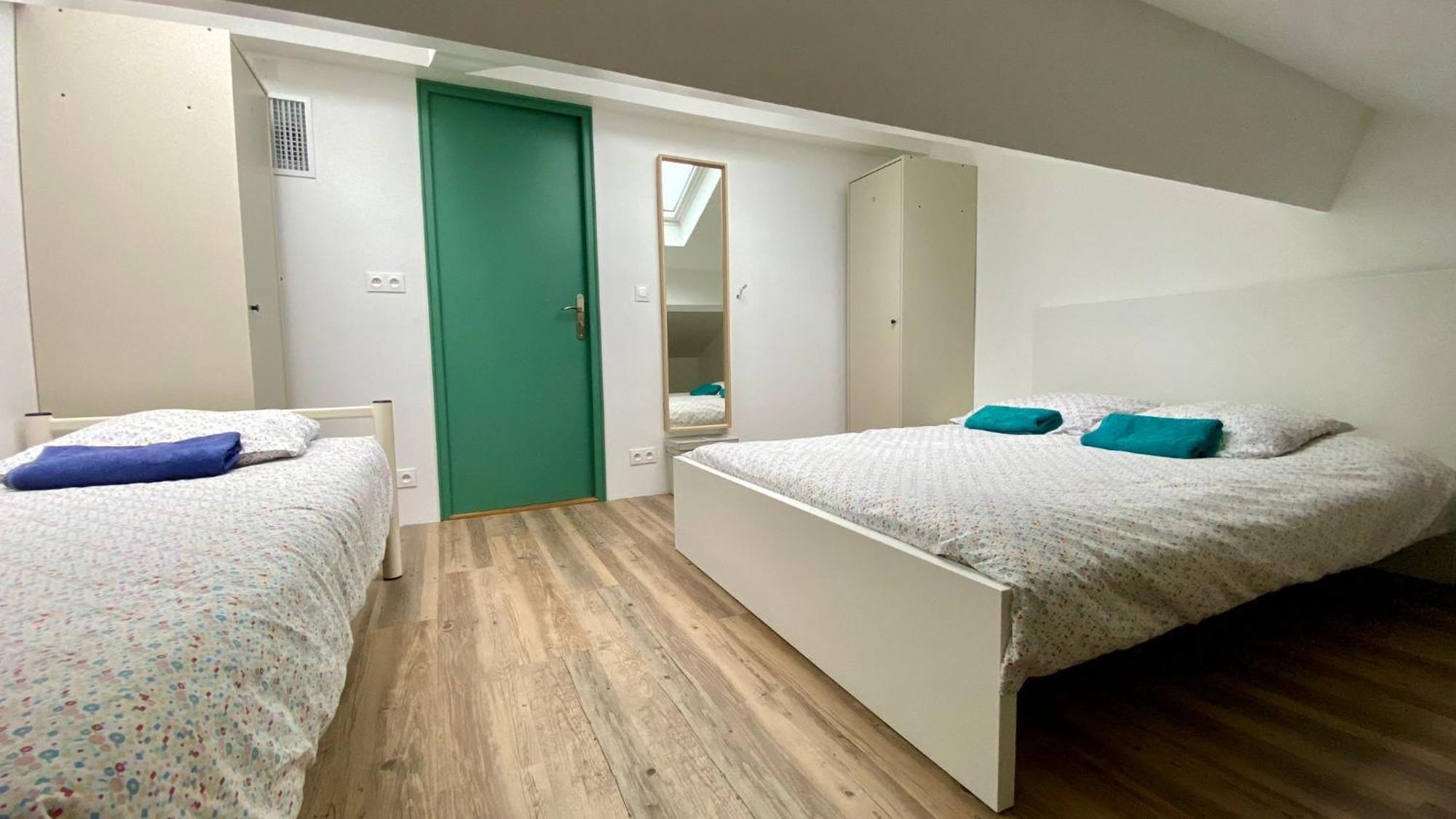 Bohobos Hostel Antibes Eksteriør bilde